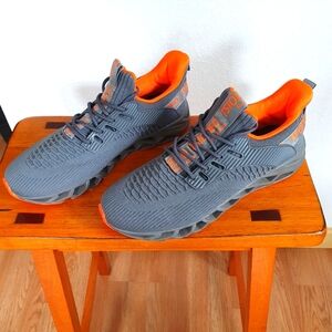 TSIODFO. Tennis shoes